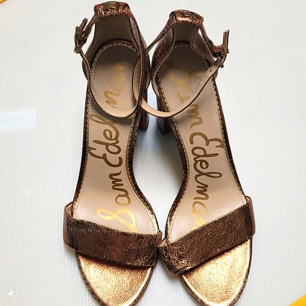 New! Size 11 Sam Edelman Yoro Block heels,a little discoloration from storage